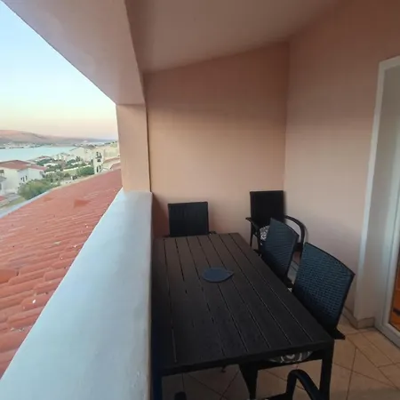 Appartement Bolont Pag Town